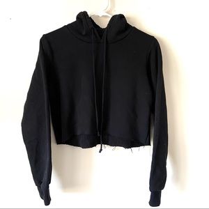 SOLD || Brandy Melville Black Cropped Hoodie